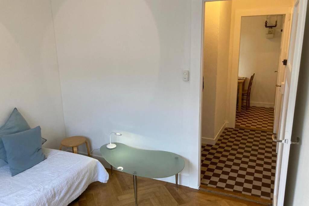 Parking & Appartement 2 Pieces Sans Traffic โลซาน ภายนอก รูปภาพ