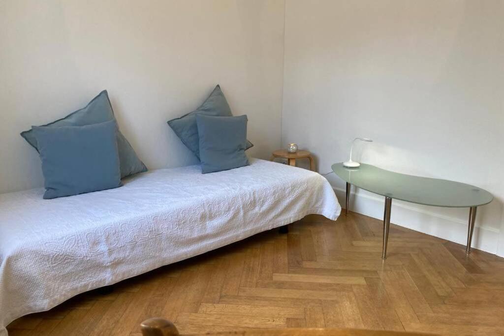 Parking & Appartement 2 Pieces Sans Traffic โลซาน ภายนอก รูปภาพ